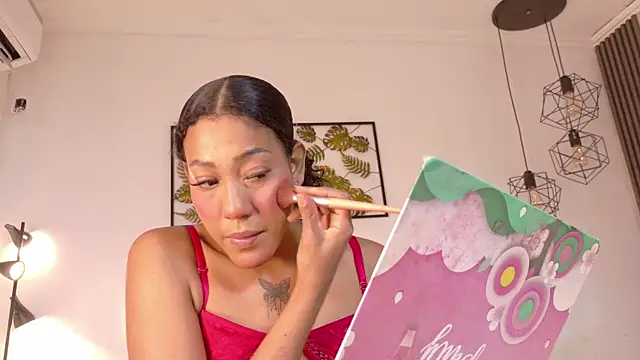 flavia cruz online show from 12/16/25, 07:30