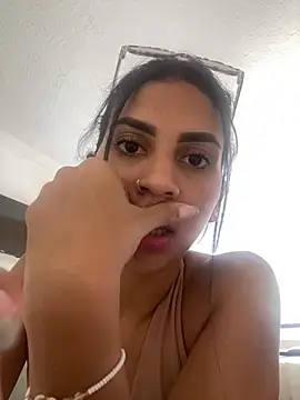 sharonmiller 2  online show from 01/04/25, 07:34