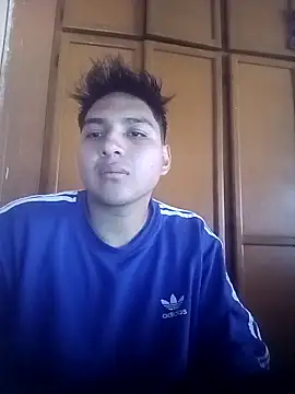 LoganFinds online show from 12/17/25, 01:50