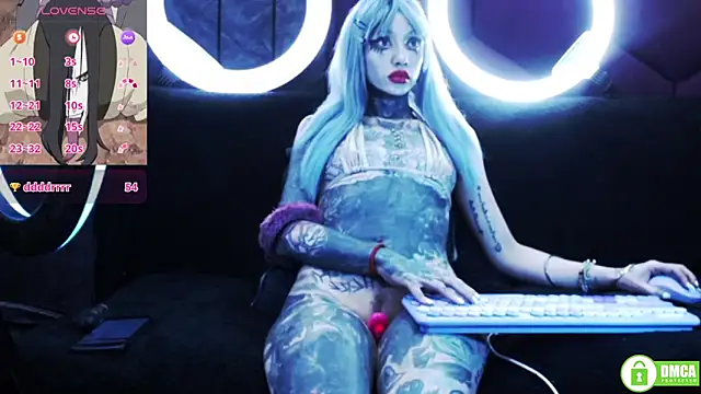 Snapshot of TyphoidMary chatting on 04/17/26, 06:33 TyphoidMary online show from 04/17/26, 06:33