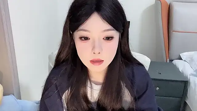 Q-ing online show from 01/24/25, 07:49