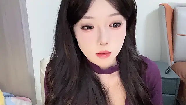 Q-ing online show from 02/10/25, 02:16