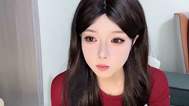 Q-ing online show from 02/13/25, 01:37