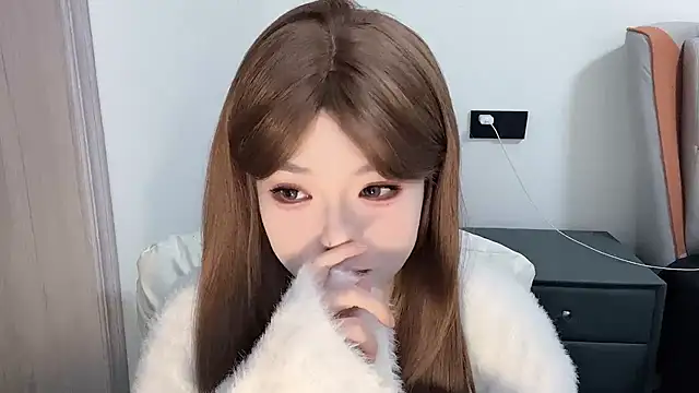 Q-ing online show from 02/25/25, 03:05