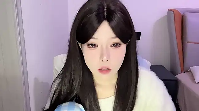 Q-ing online show from 03/19/25, 06:01