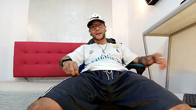 Andrey u92 online show from 11/08/25, 04:01