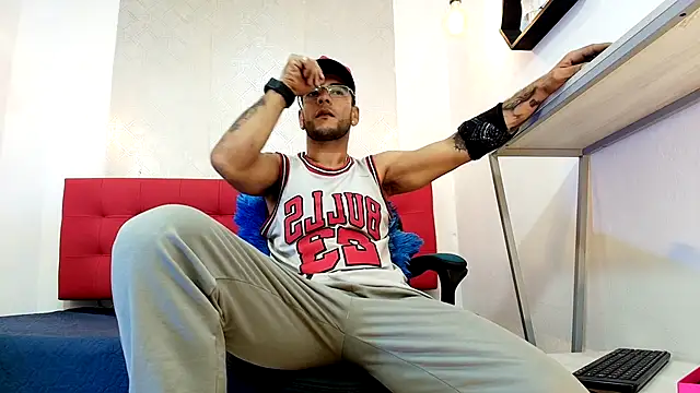 Andrey u92 online show from 11/09/25, 03:27