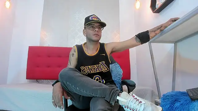 Andrey u92 online show from 11/12/25, 07:46