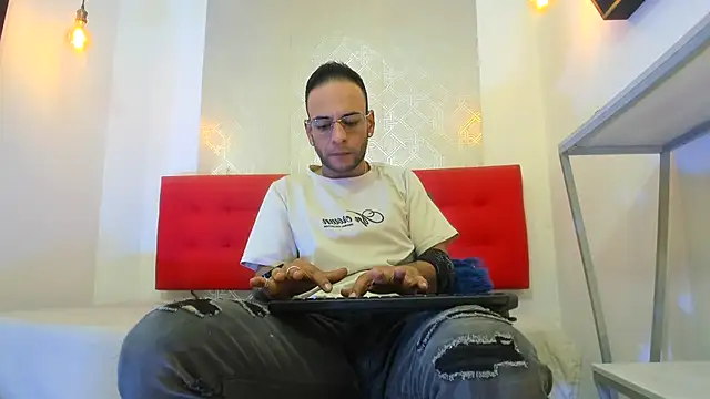 Andrey u92 online show from 11/27/25, 07:49