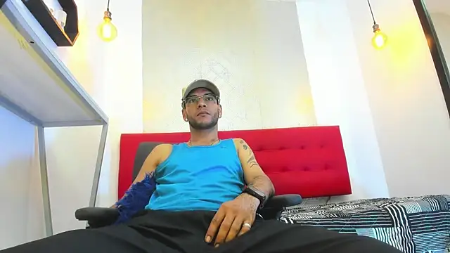 Andrey u92 online show from 11/28/25, 07:38