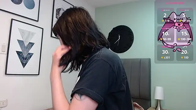 Snapshot of amy_adams1 chatting on 11/20/25, 04:34 amy adams1 online show from 11/20/25, 04:34