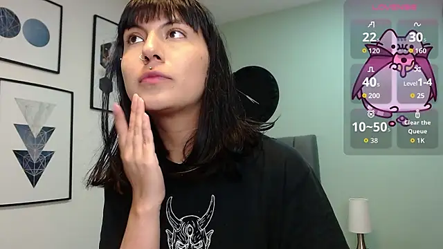 Snapshot of amy_adams1 chatting on 02/06/26, 04:17 amy adams1 online show from 02/06/26, 04:17