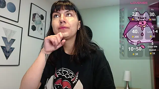 Snapshot of amy_adams1 chatting on 04/15/26, 04:30 amy adams1 online show from 04/15/26, 04:30