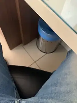 Snapshot of smithrosinha chatting on 01/14/25, 05:56 smithrosinha online show from 01/14/25, 05:56