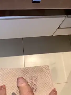 Snapshot of smithrosinha chatting on 01/18/25, 04:42 smithrosinha online show from 01/18/25, 04:42