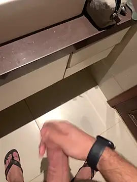 Snapshot of smithrosinha chatting on 10/08/25, 07:39 smithrosinha online show from 10/08/25, 07:39