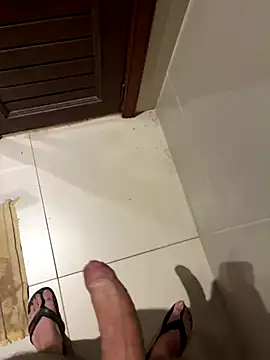 Snapshot of smithrosinha chatting on 11/12/25, 06:58 smithrosinha online show from 11/12/25, 06:58