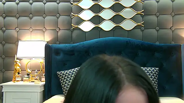 Snapshot of LeyaCass chatting on 01/13/25, 12:13 LeyaCass online show from 01/13/25, 12:13