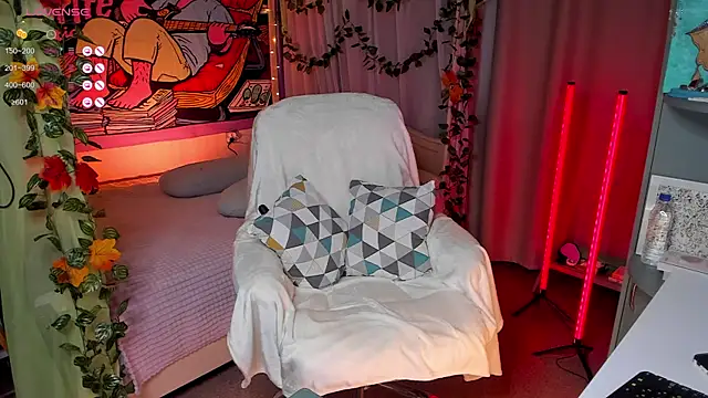  Forest Lina  online show from 12/08/24, 09:57