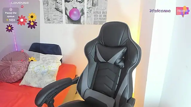 MEGANTARLY09 online show from 01/23/25, 10:54