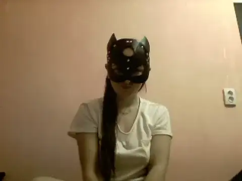 Snapshot of MaxWellas6 chatting on 12/16/24, 07:10 MaxWellas6 online show from 12/16/24, 07:10