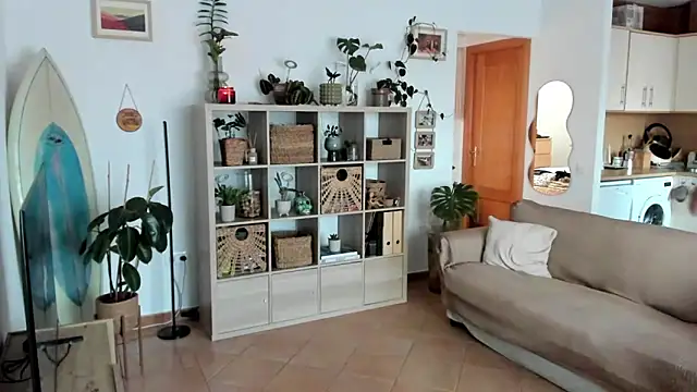 Snapshot of desertd2310 chatting on 03/22/25, 06:47 desertd2310 online show from 03/22/25, 06:47