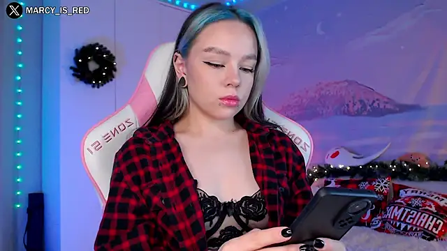 Snapshot of meowceline chatting on 12/10/24, 03:12 meowceline online show from 12/10/24, 03:12