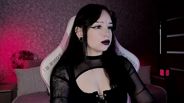 Snapshot of meowceline chatting on 04/20/26, 12:41 meowceline online show from 04/20/26, 12:41