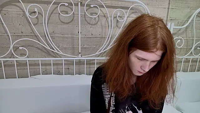 Snapshot of ZaynGraham chatting on 12/14/25, 04:01 ZaynGraham online show from 12/14/25, 04:01