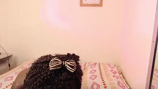 Snapshot of michaela_cox chatting on 09/20/25, 07:37 michaela cox online show from 09/20/25, 07:37