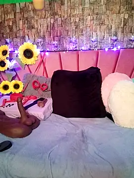 Snapshot of Isabelle_Lov18 chatting on 02/27/25, 08:06 Isabelle Lov18 online show from 02/27/25, 08:06