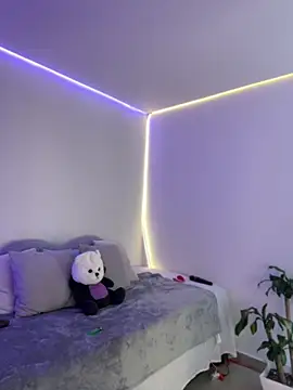 AmmyCollinsW online show from 04/08/26, 09:26