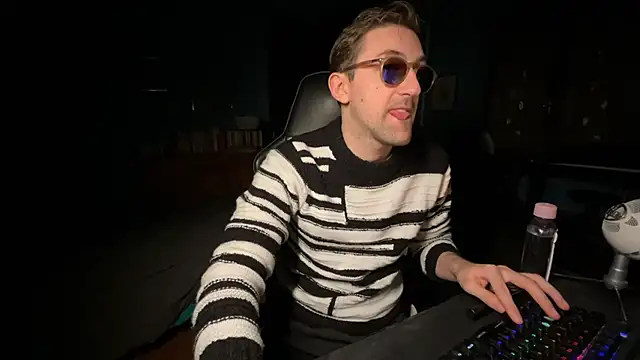 Stefisexy91 online show from 09/26/25, 08:57