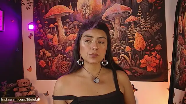 6Briela9  online show from 02/20/26, 08:31