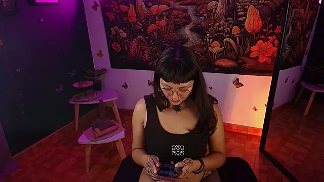 Snapshot of 6Briela9_ chatting on 03/21/26, 05:56 6Briela9 online show from 03/21/26, 05:56