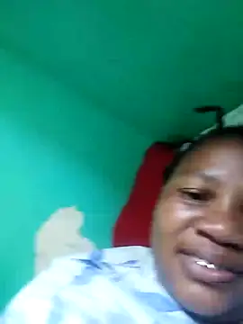 Snapshot of Bustyslave48 chatting on 12/12/24, 10:02 Bustyslave48 online show from 12/12/24, 10:02