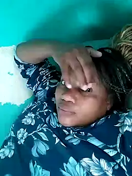 Snapshot of Bustyslave48 chatting on 02/13/25, 09:20 Bustyslave48 online show from 02/13/25, 09:20