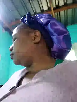 Snapshot of Bustyslave48 chatting on 09/10/25, 10:26 Bustyslave48 online show from 09/10/25, 10:26