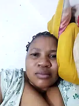 Snapshot of Bustyslave48 chatting on 10/14/25, 06:52 Bustyslave48 online show from 10/14/25, 06:52