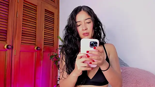  NATAHSA  online show from 03/11/25, 05:02