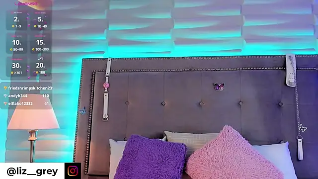 Liz grey  online show from 03/01/25, 12:07