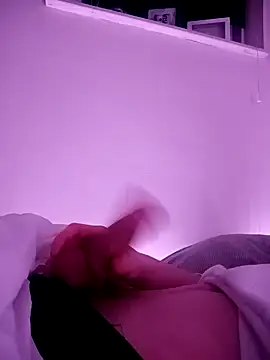 Snapshot of gostos__oo chatting on 12/20/24, 12:41 gostos  oo online show from 12/20/24, 12:41