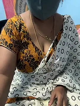 Snapshot of sajeetha chatting on 01/17/25, 02:18 sajeetha online show from 01/17/25, 02:18