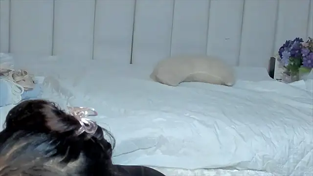 brithany rousee online show from 02/22/25, 07:25