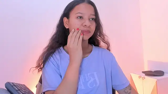 brithany rousee online show from 09/24/25, 04:32