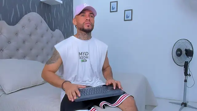 BruceNixon online show from 03/06/25, 08:37