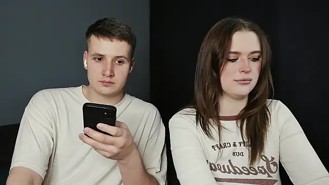 Snapshot of Pinku_kitsune chatting on 03/16/25, 10:42 Pinku kitsune online show from 03/16/25, 10:42