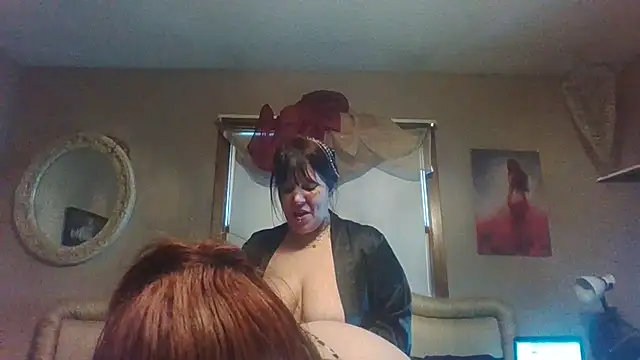 Snapshot of nora_lane chatting on 01/17/25, 03:32 nora lane online show from 01/17/25, 03:32