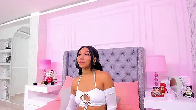 HaileeRoberts online show from 01/26/25, 12:43