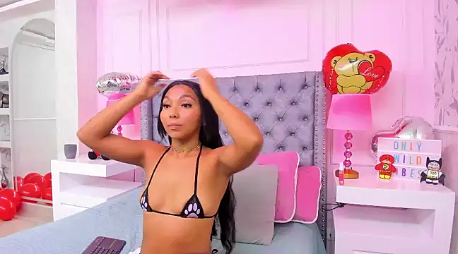 HaileeRoberts online show from 02/16/25, 04:32